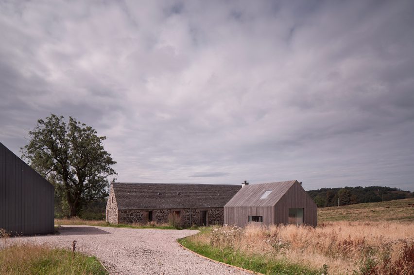 Exterior view of Ann Nisbet Studio's residential project