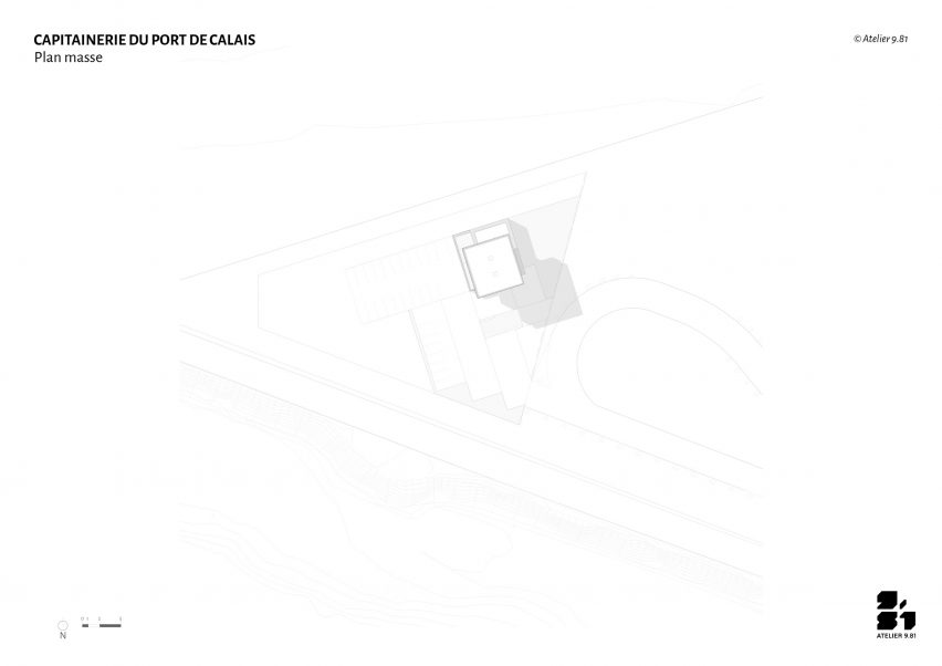 Site plan of the harbour master's office tower in Calais by Atelier 9.81