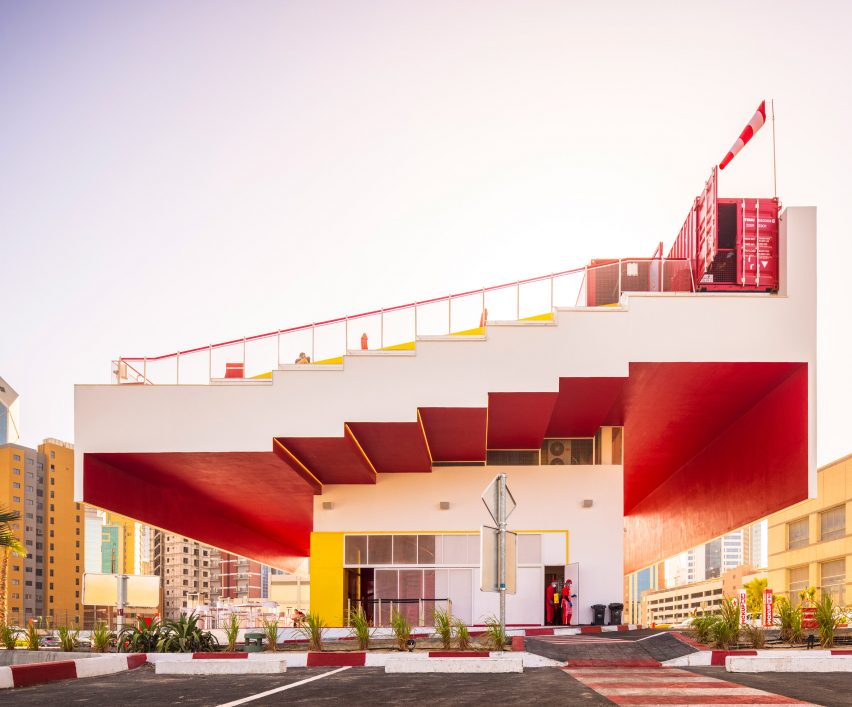 BBT Hilltop restaurant in Kuwait City by TAEP/AAP