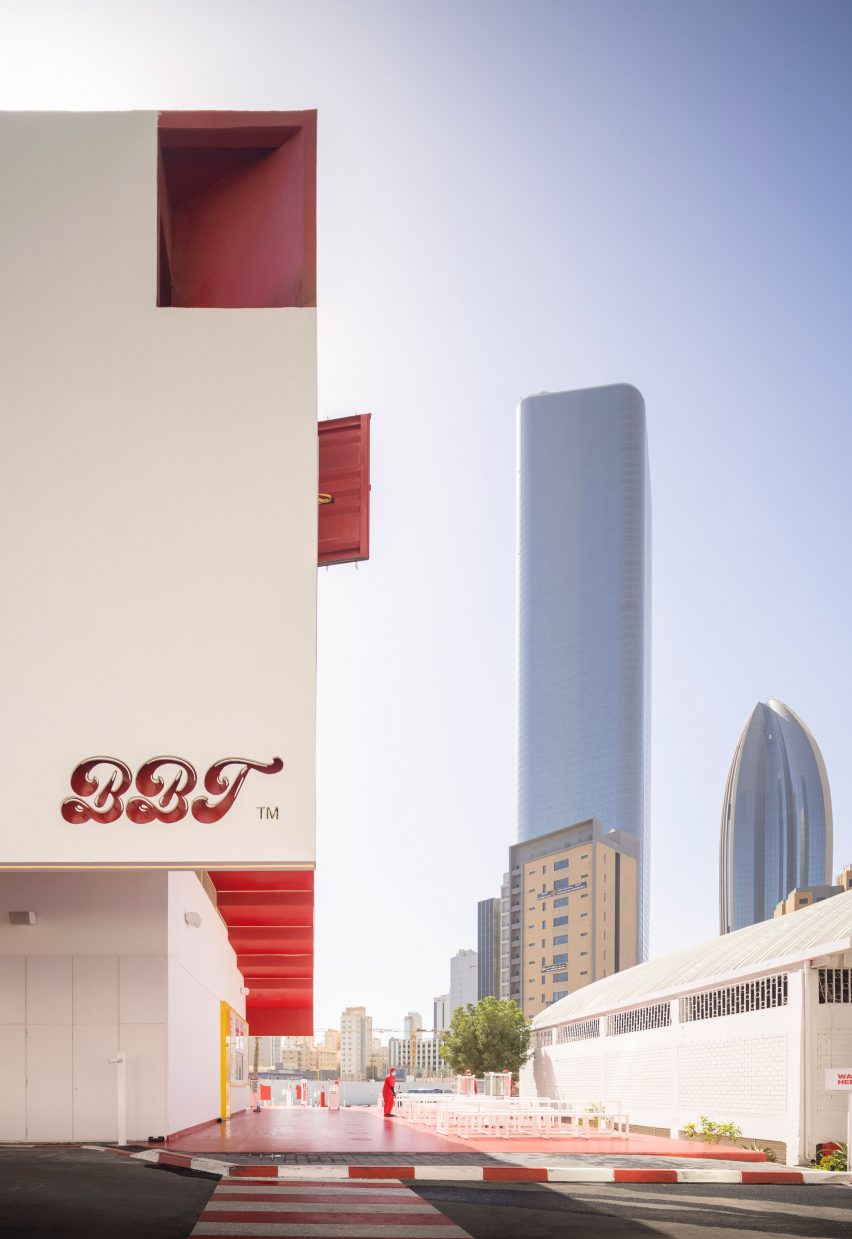 BBT Hilltop restaurant in Kuwait City by TAEP/AAP