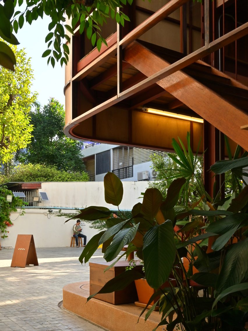 Boobun Pocket Cafe by CUP Scale Studio