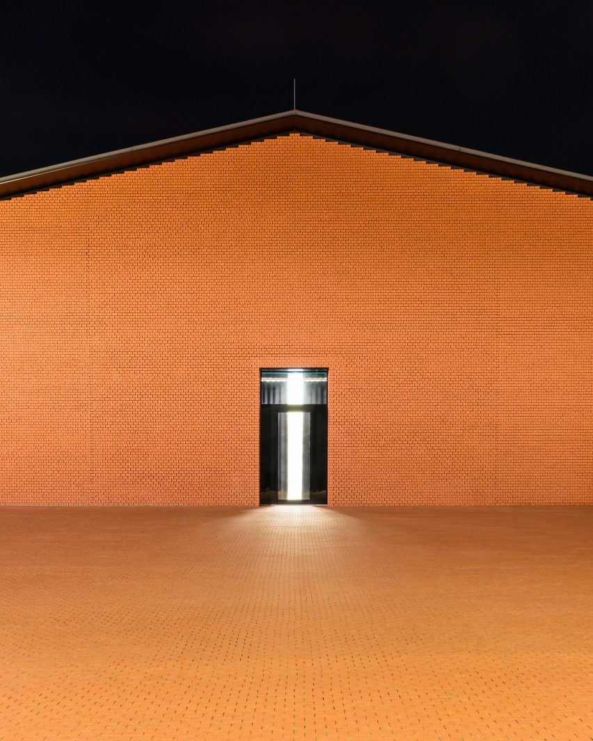 Vitra Schaudepot, Weil am Rhein, Germany, 2016. Taken from Building Stories by Alastair Philip Wiper