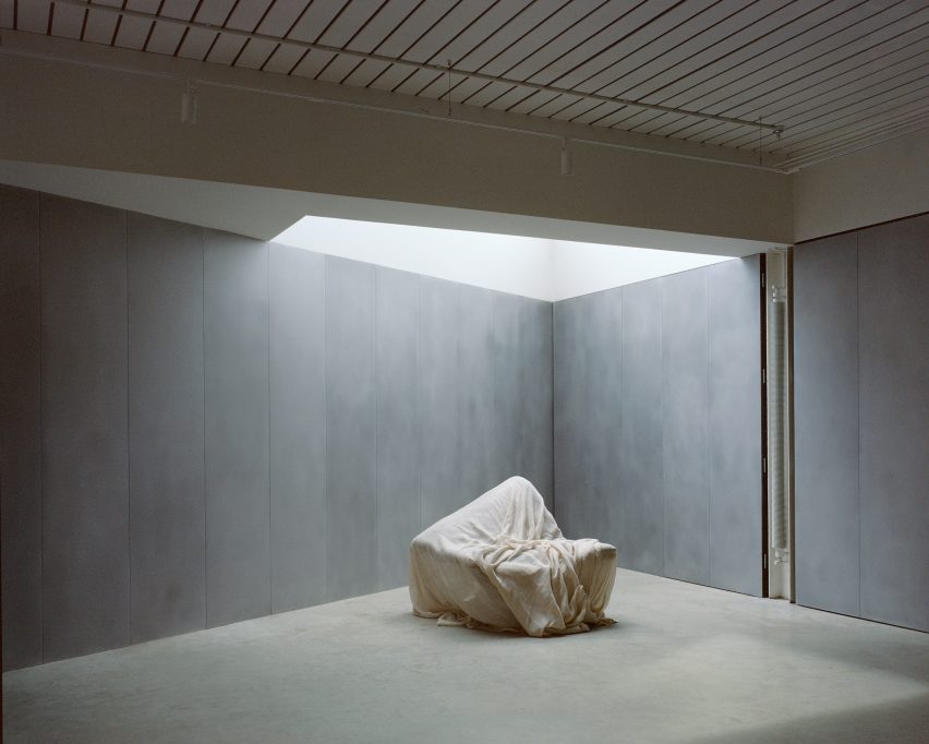 Garage at Camden Workshop by McLaren Excell