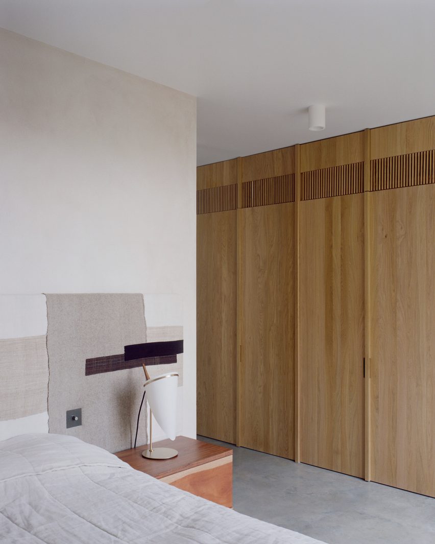 Bedroom in Camden Workshop by McLaren Excell