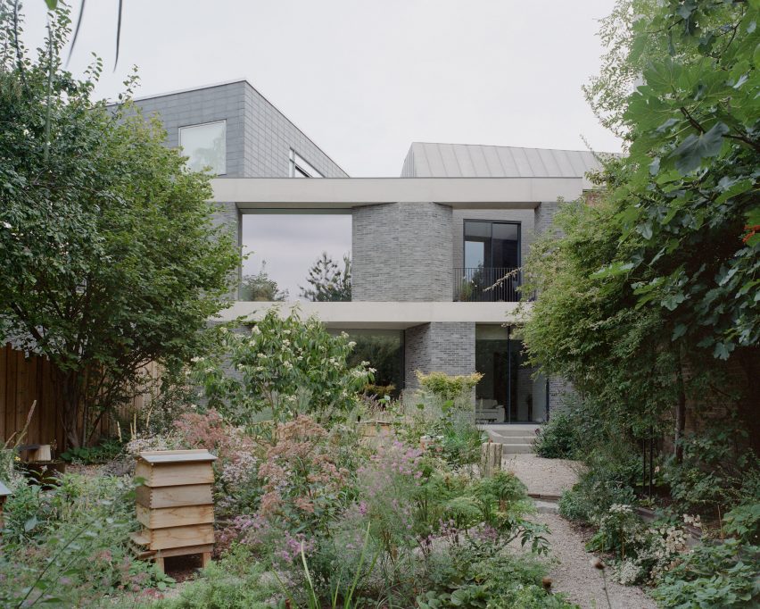 Extended rear facade of Camden Workshop by McLaren Excell