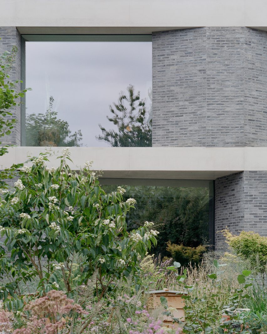 Extended rear facade of Camden Workshop by McLaren Excell