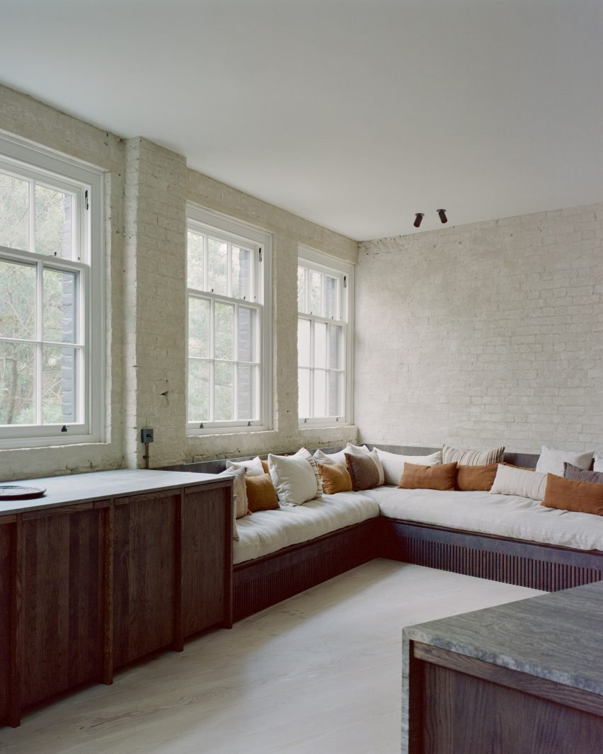 Built-in seating in Camden Workshop by McLaren Excell