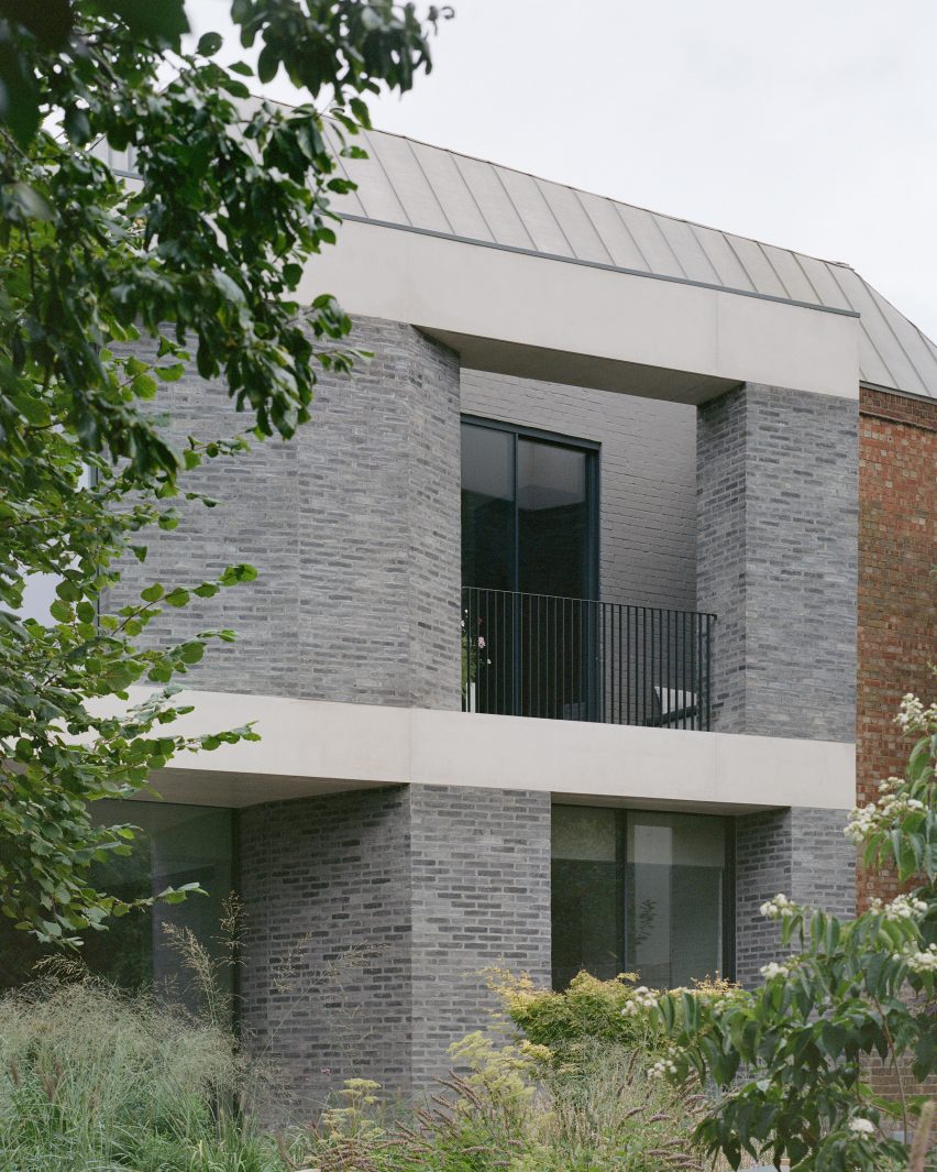 Extended rear facade of Camden Workshop by McLaren Excell