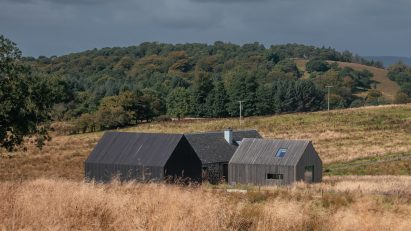 Exterior of Cuddymoss house by Ann Nisbet Studio