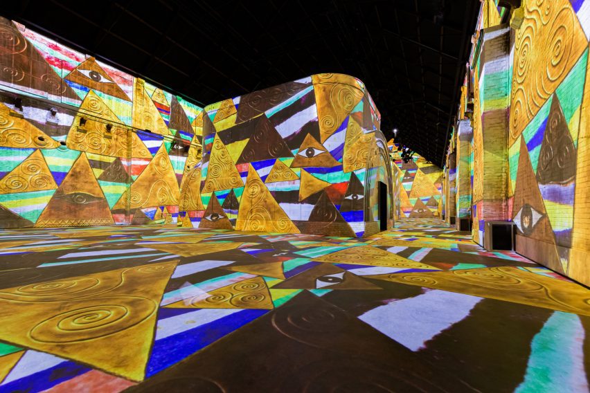 Exhibition at D/Dock's Fabrique de Lumieres in Amsterdam