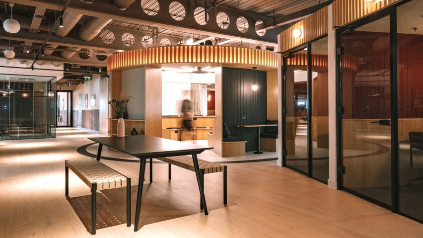 Dentons law firm by By Kin