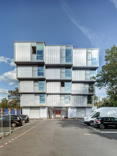 Workstack industrial unit in London by dRMM