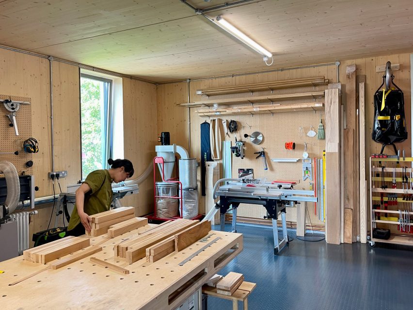 CLT interior of Workstack by dRMM