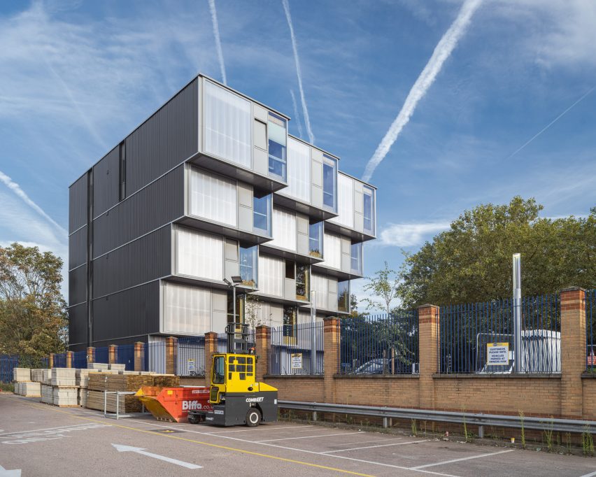 Workstack industrial unit in London by dRMM