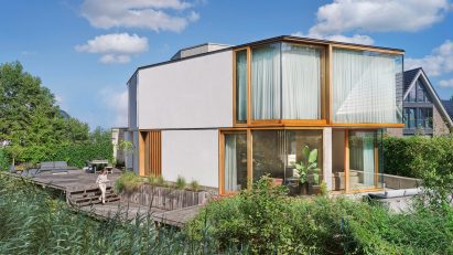 Edge House by Studio Prototype