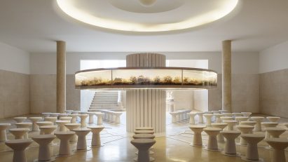Fungi Kingdom bio-art installation offers contemplative space in Buenos Aires