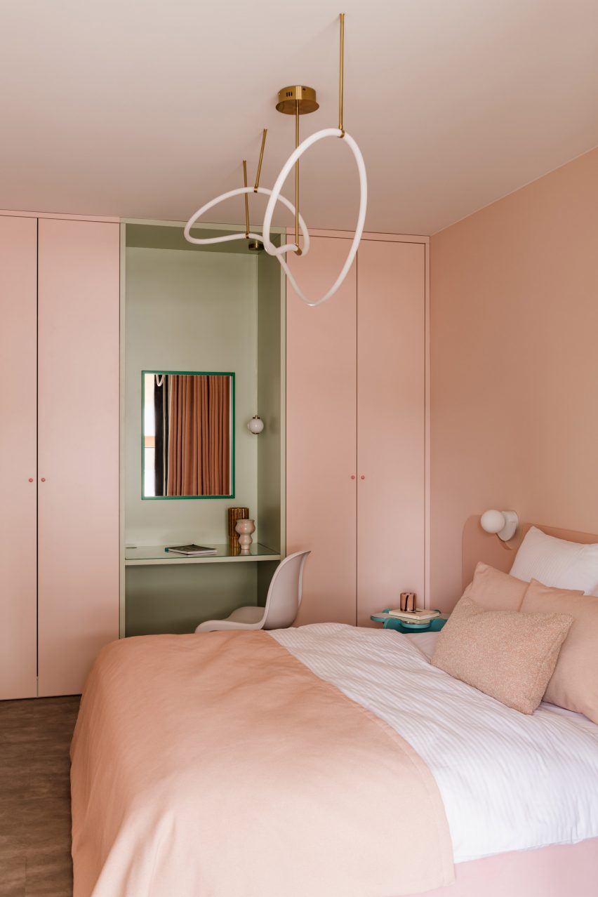 Pops holiday apartment by Furora Studio
