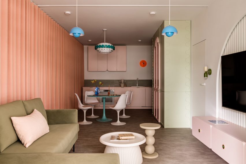 Pops holiday apartment by Furora Studio