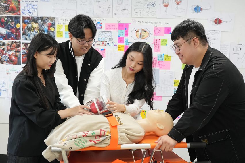 The Golden Capsule given international prize for James Dyson Awards 2023