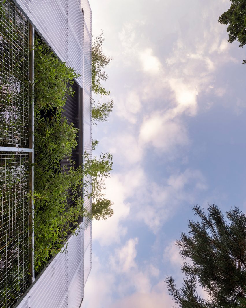 Exterior of Green House by Hayhurst and Co