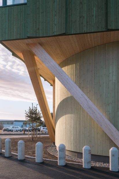 CLT and concrete structure for the green timber clad office in Norway by Oslotre