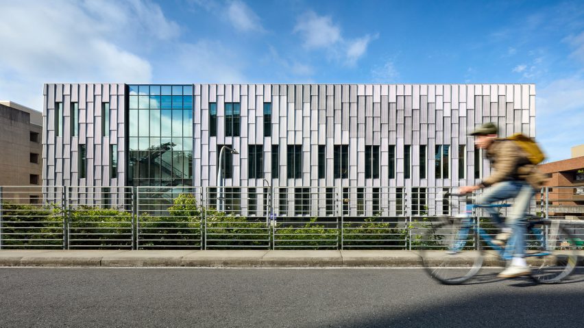 Health Sciences Education Building by Miller Hull Partnership