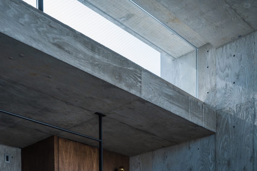 Suspended concrete floor detail