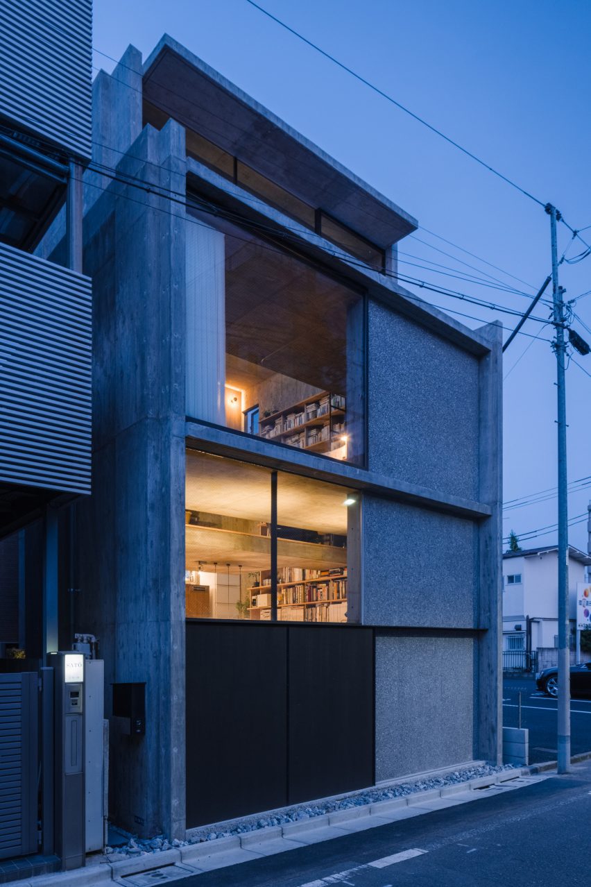 Concrete home in Japan by IGArchitects