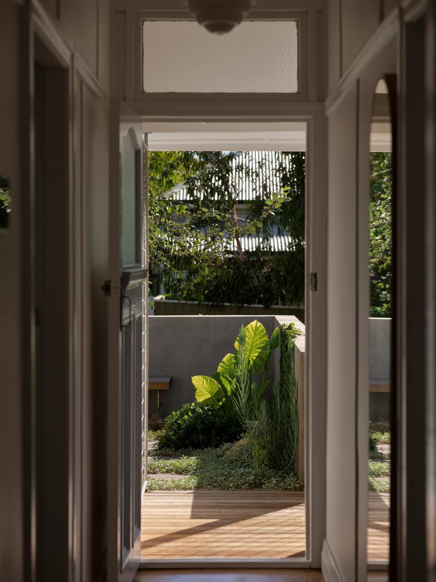 Hopscotch House by John Ellway Architect