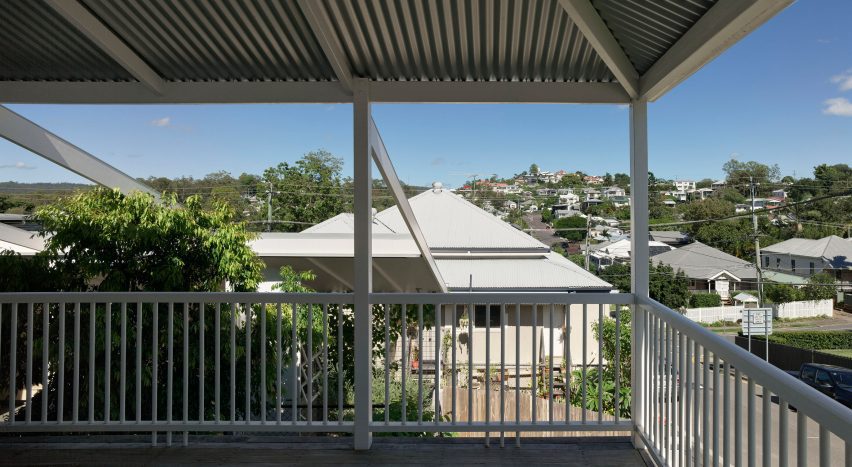 Cascade House by John Ellway