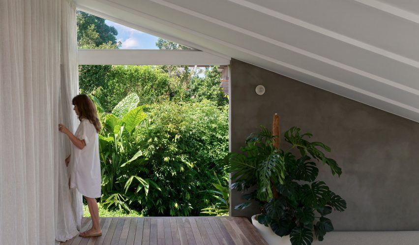 Porch at Cascade House by John Ellway