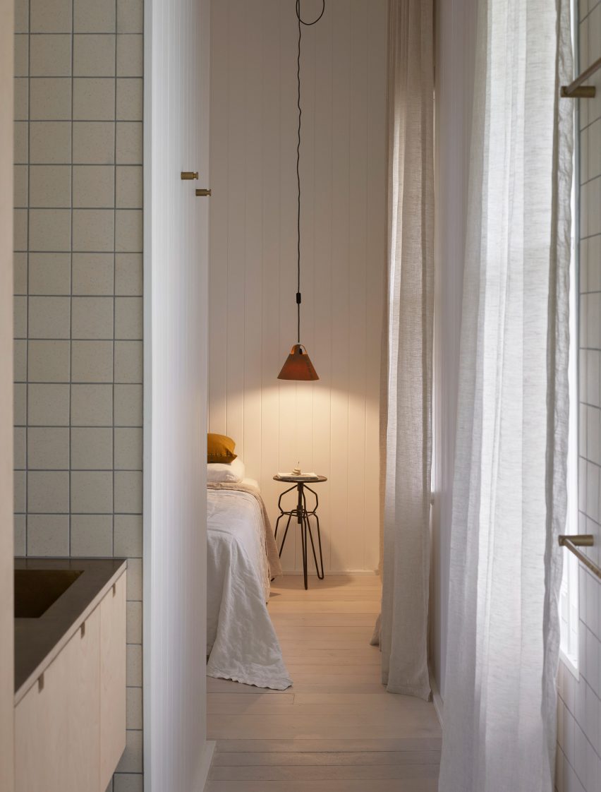 Bedroom interior at Cascade House by John Ellway