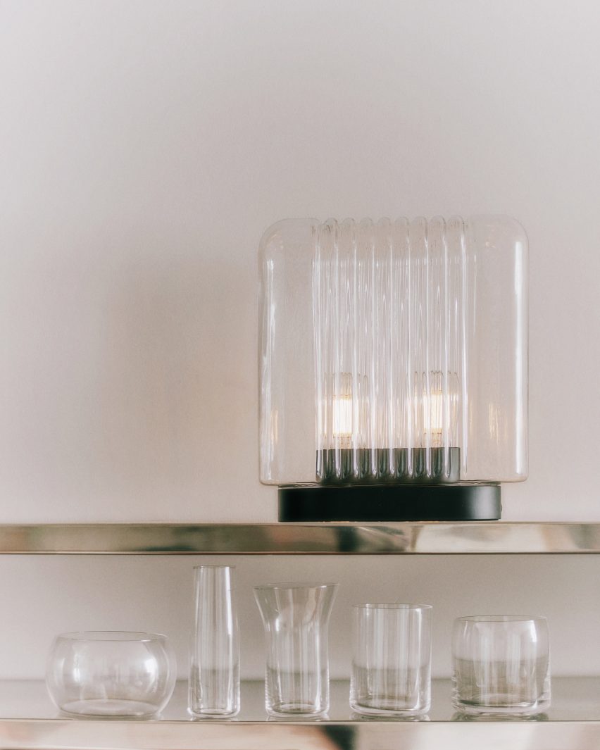 Lari mini lamp by Karakter