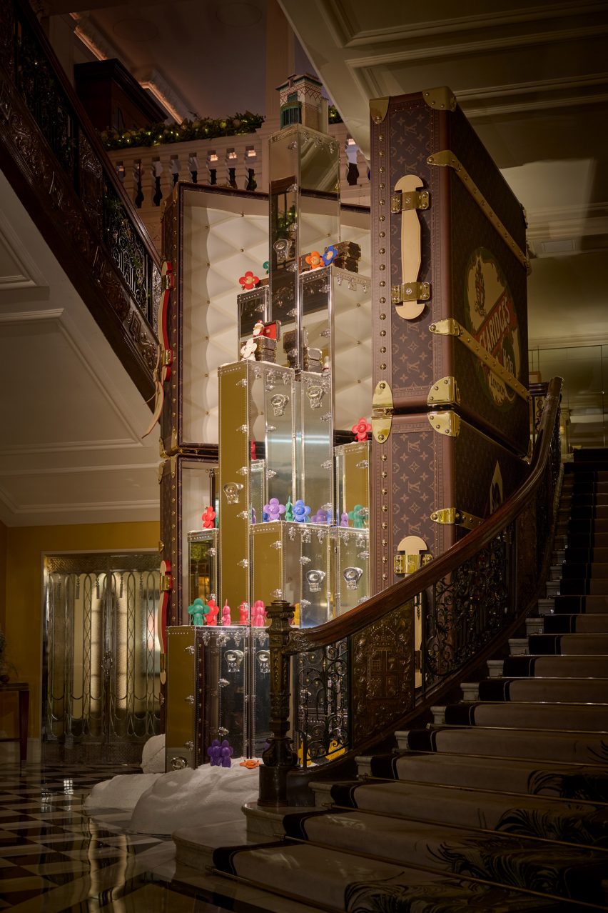 Claridge’s Christmas tree by Louis Vuitton