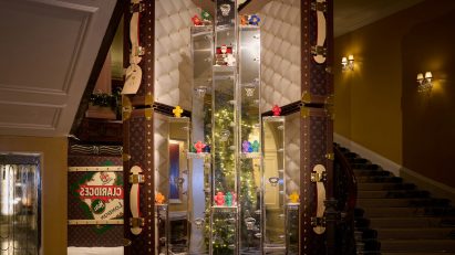 Claridge’s Christmas tree by Louis Vuitton