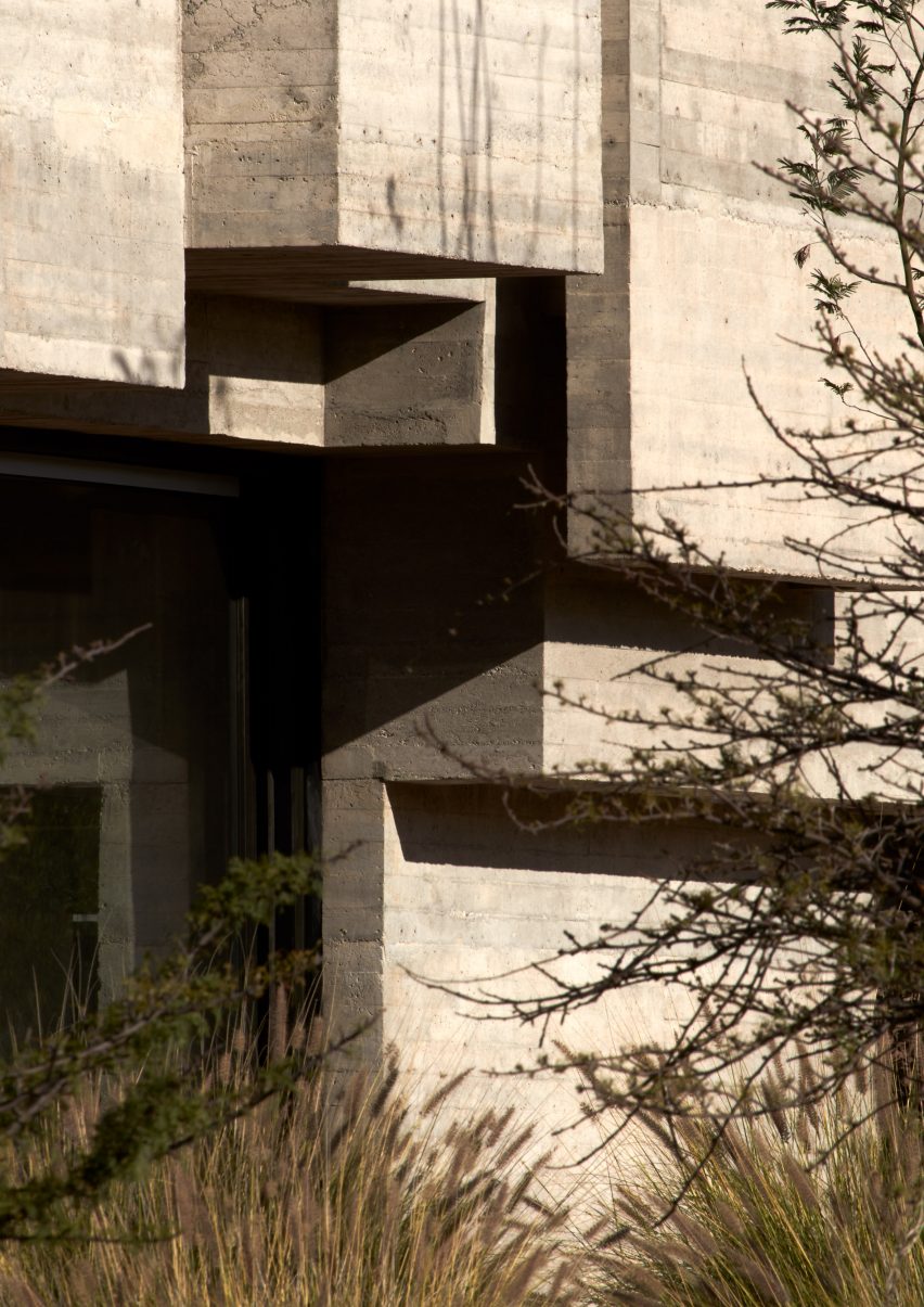 Brutalist concrete house by Lucio Muniain