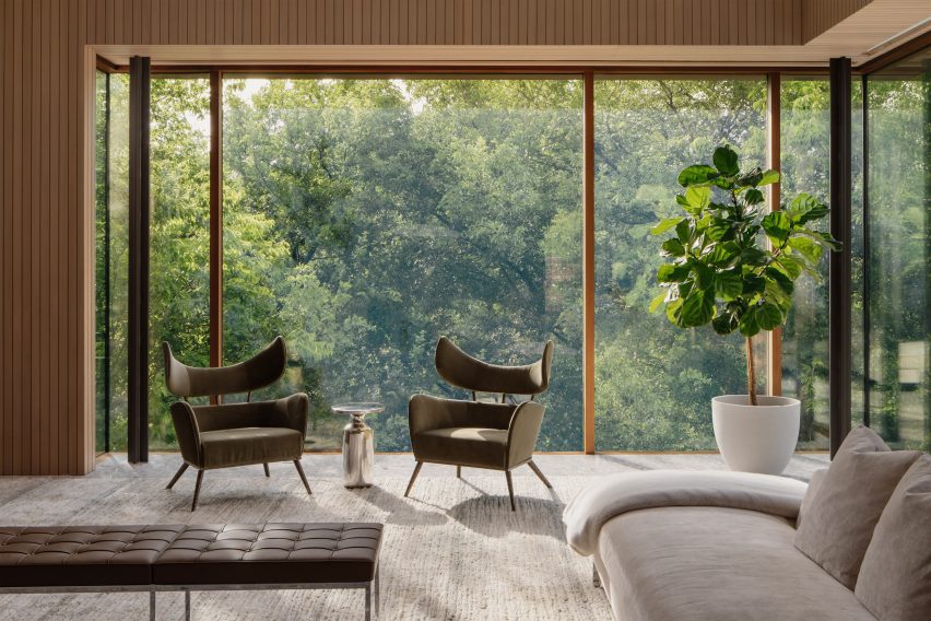 Greenbelt Residence by Michael Hsu