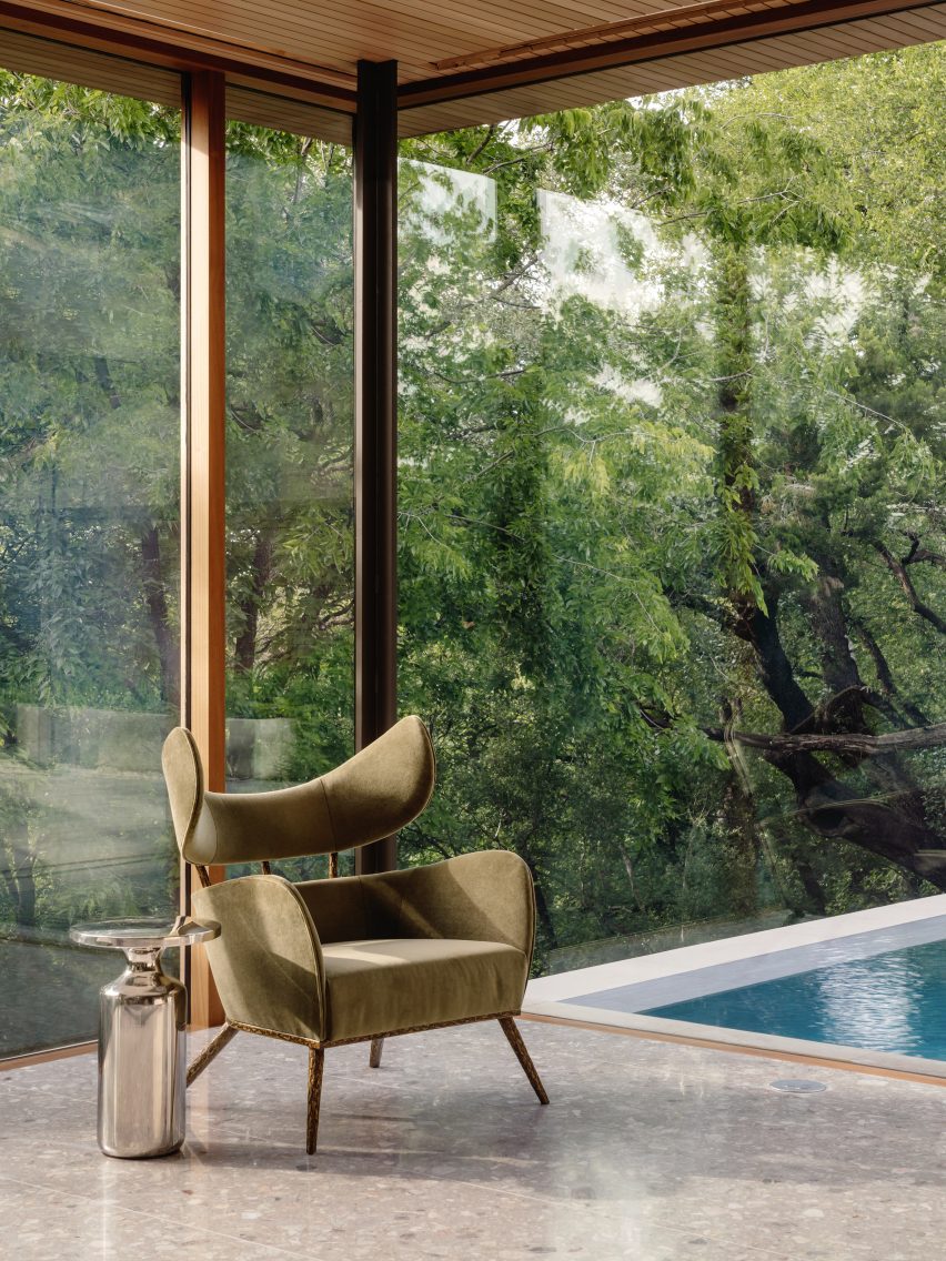 Greenbelt Residence by Michael Hsu