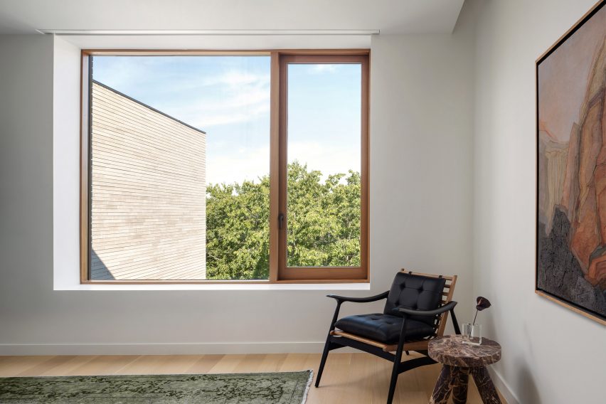 Greenbelt Residence by Michael Hsu