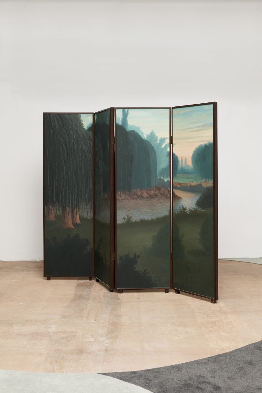 A painted divider