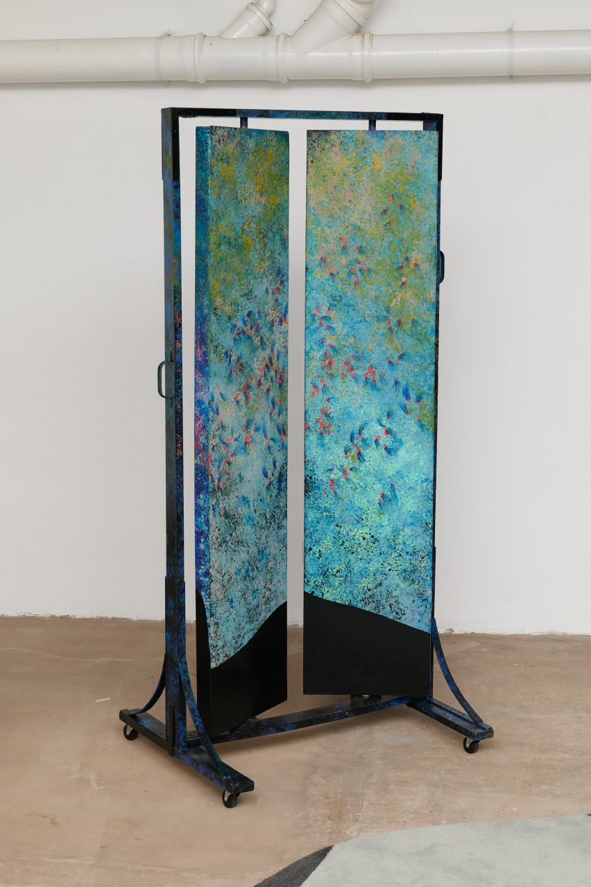 Screen divider