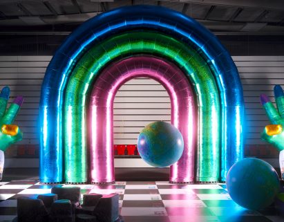 Inflatable rainbow