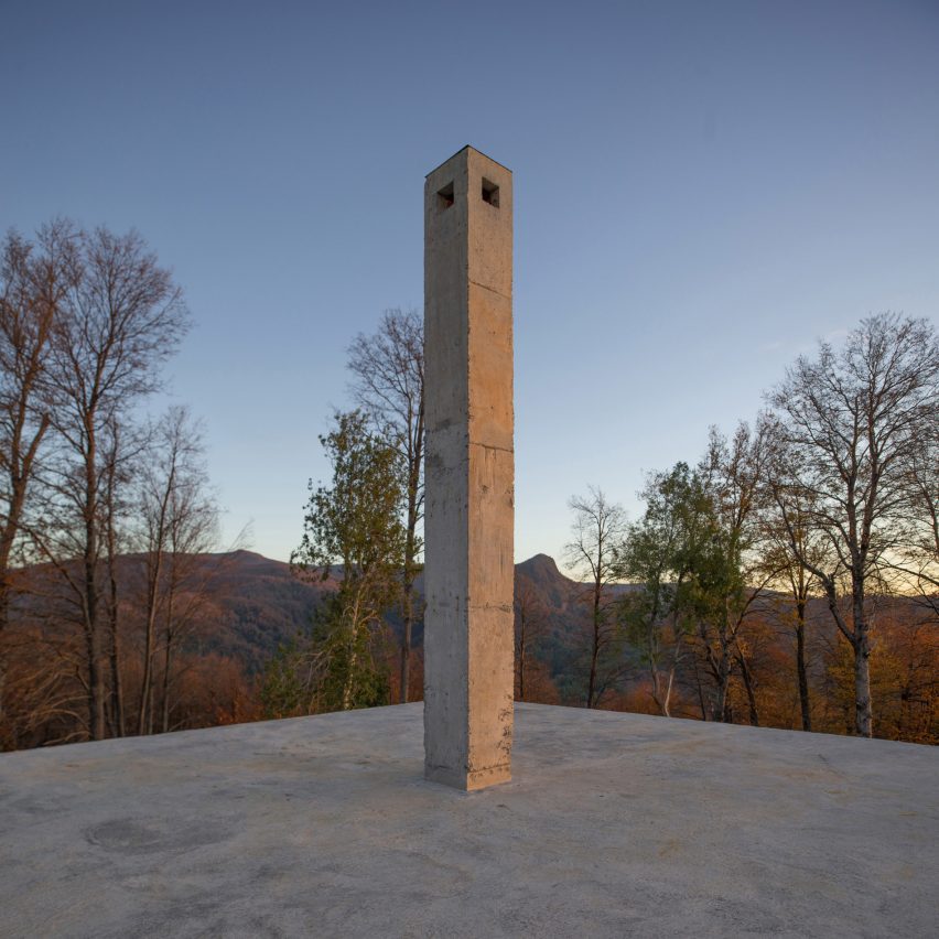 Concrete chimney
