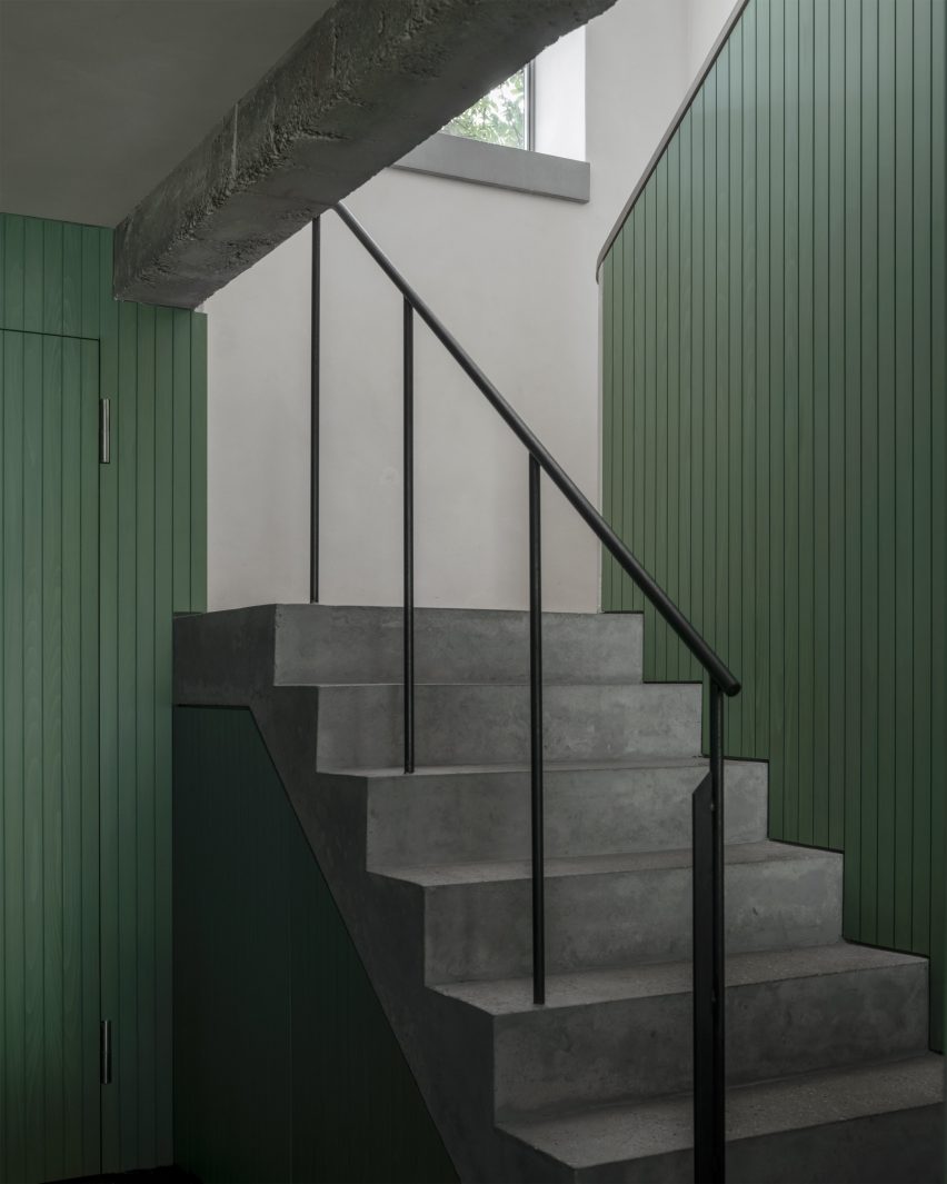 Brutalist Chelsea townhouse by Pricegore