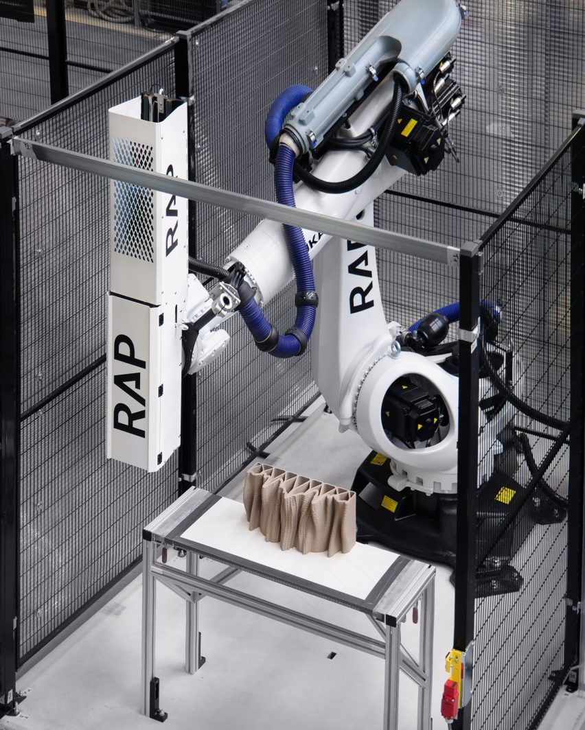 3D printed ceramic tile facade by RAP Studio