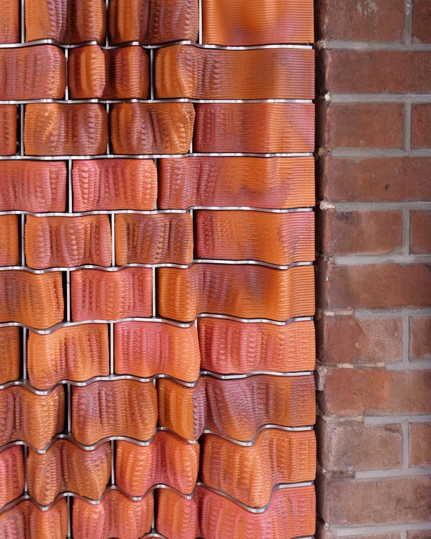 3D printed ceramic tile facade by RAP Studio
