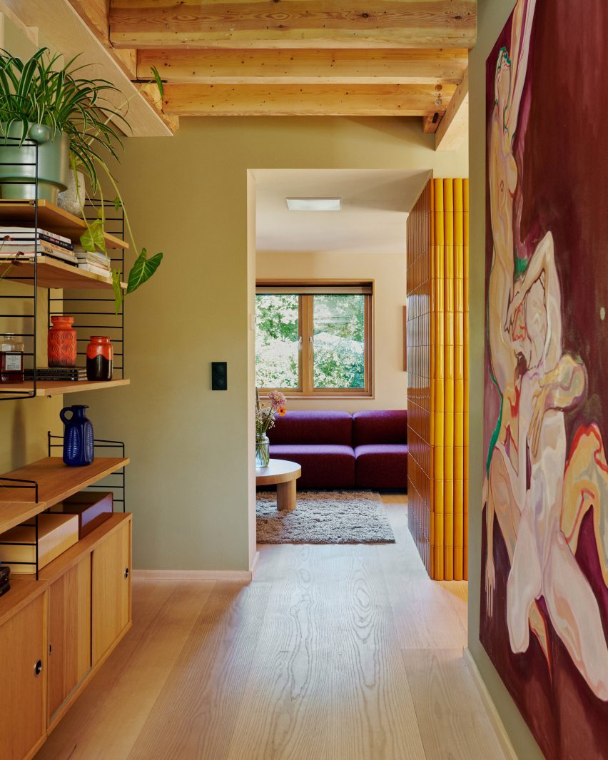 Entrance lobby by Familien Kvistad