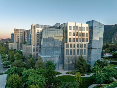 Warner Bros Gehry Partners