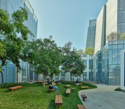 Gehry Warner Bros Burbank