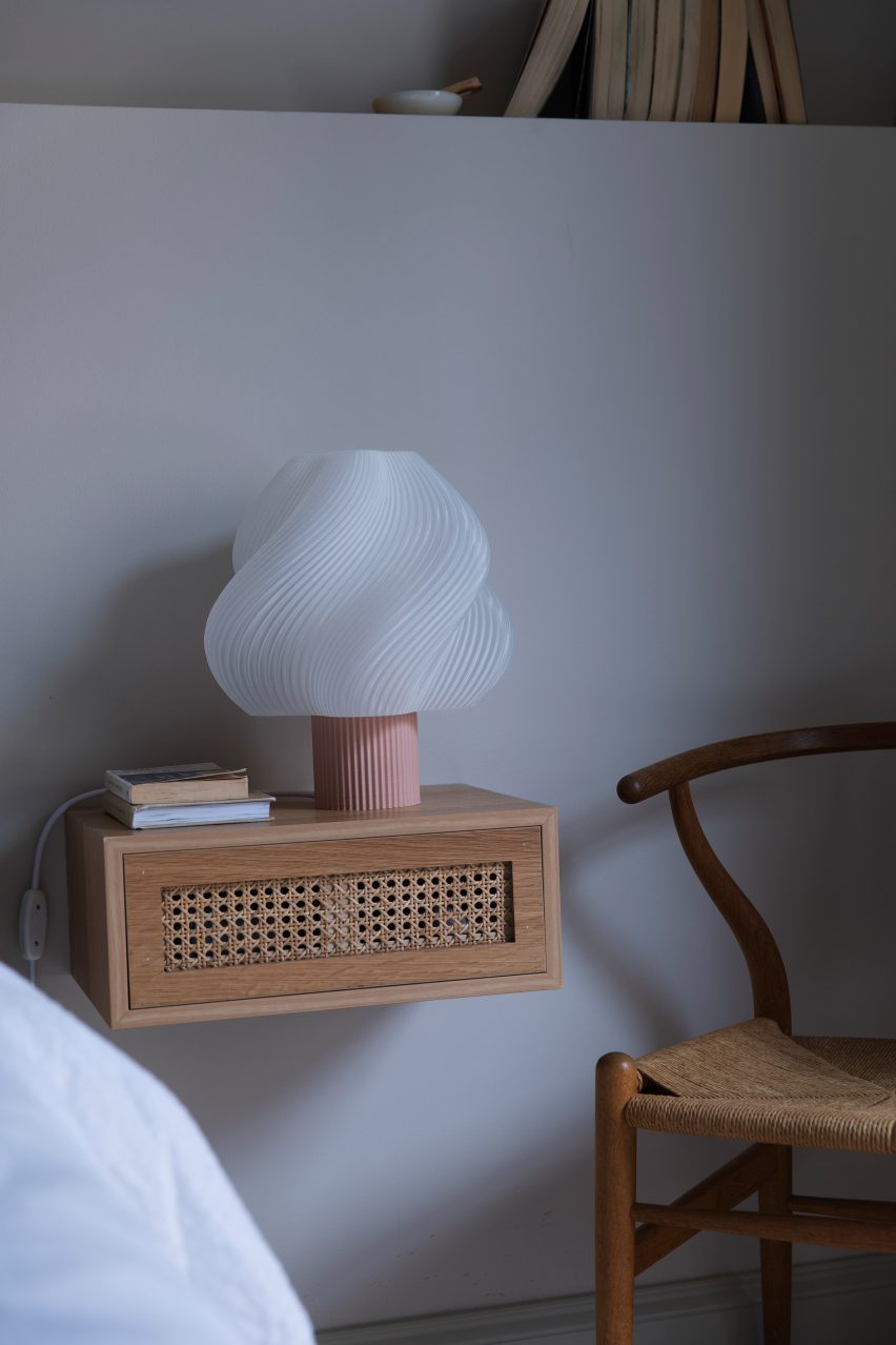 Soft Serve light by Crème Atelier